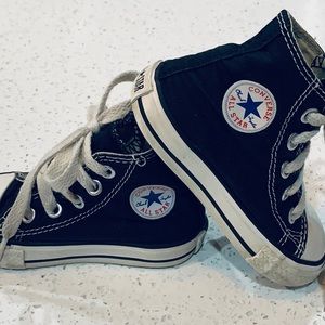 SOLD: Converse | Black & White | Unisex | Baby